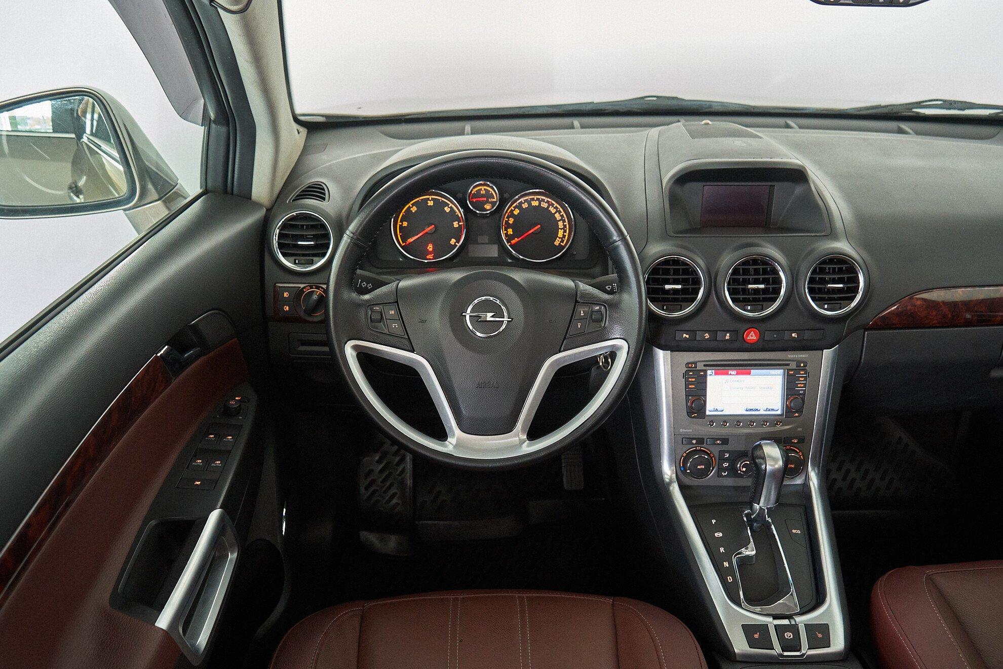 Opel Antara 2013, коричневый