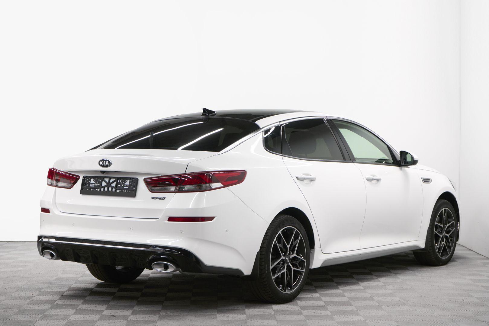 Kia Optima 2018, белый