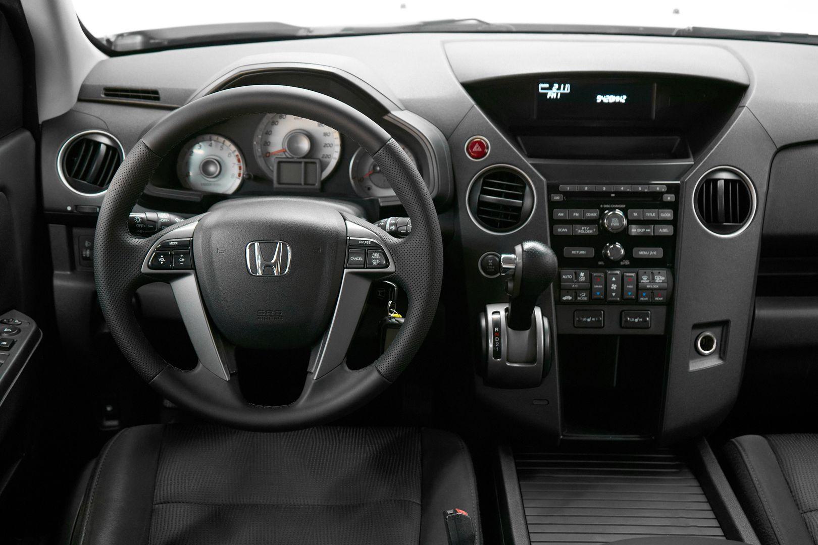 Honda Pilot 2013, белый
