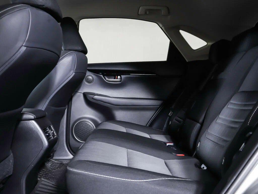Lexus NX 2017, серый