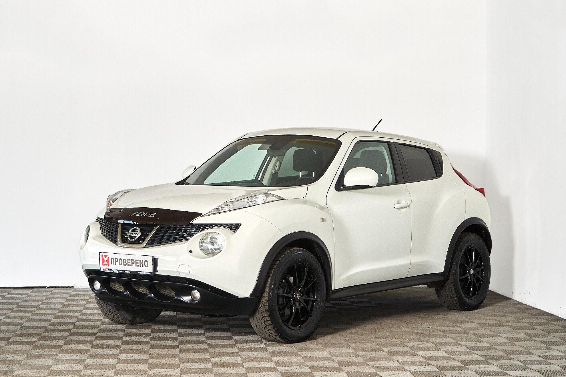 Nissan Juke 2012, белый