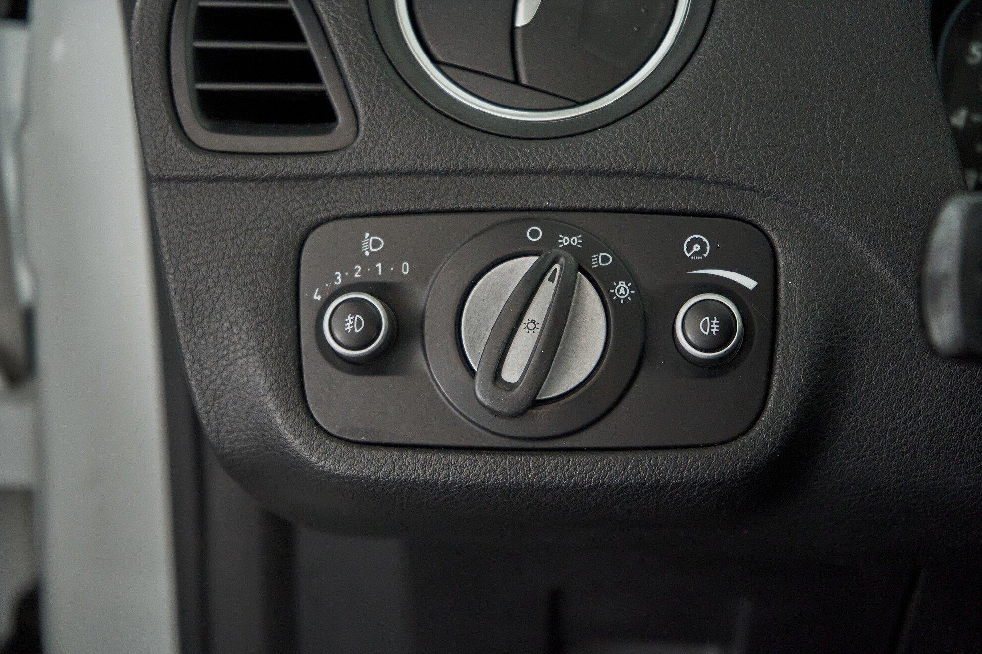 Ford S-MAX 2012, белый