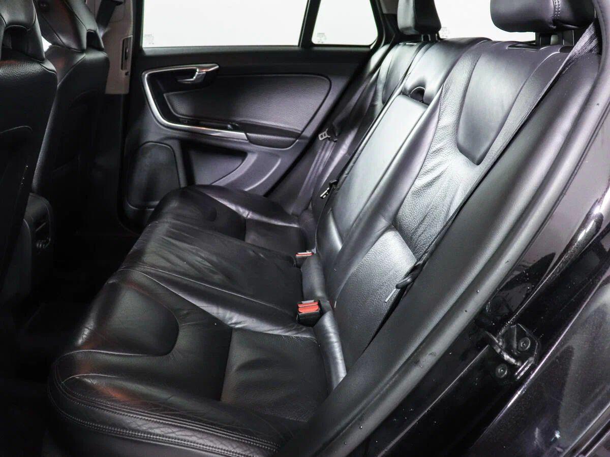 Volvo V60 2011, черный