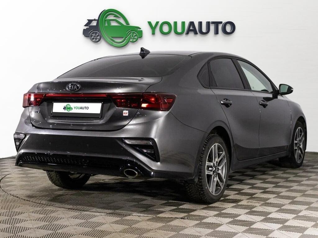 Kia Cerato 2021, серый