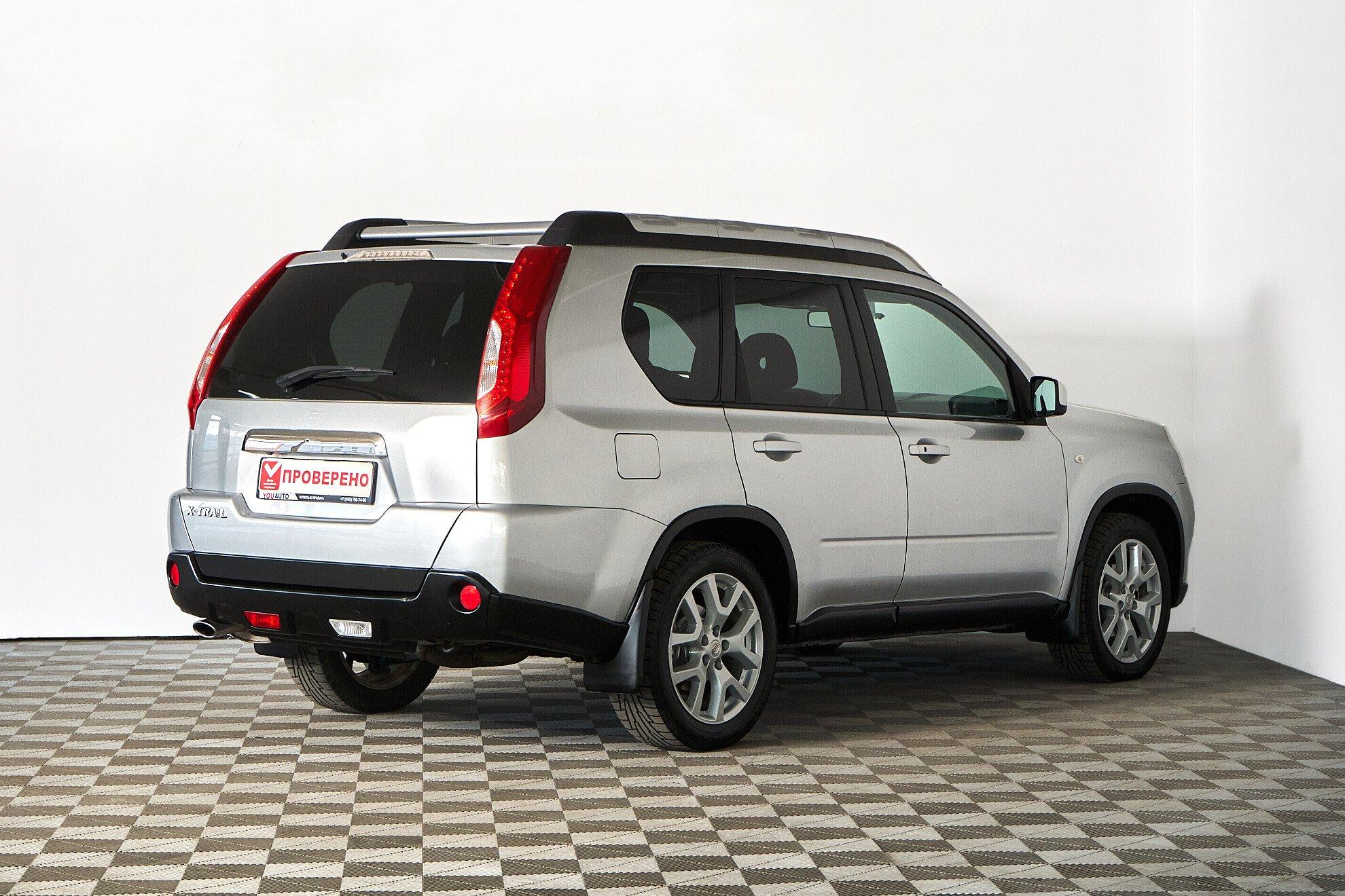 Nissan X-Trail 2013, серебряный