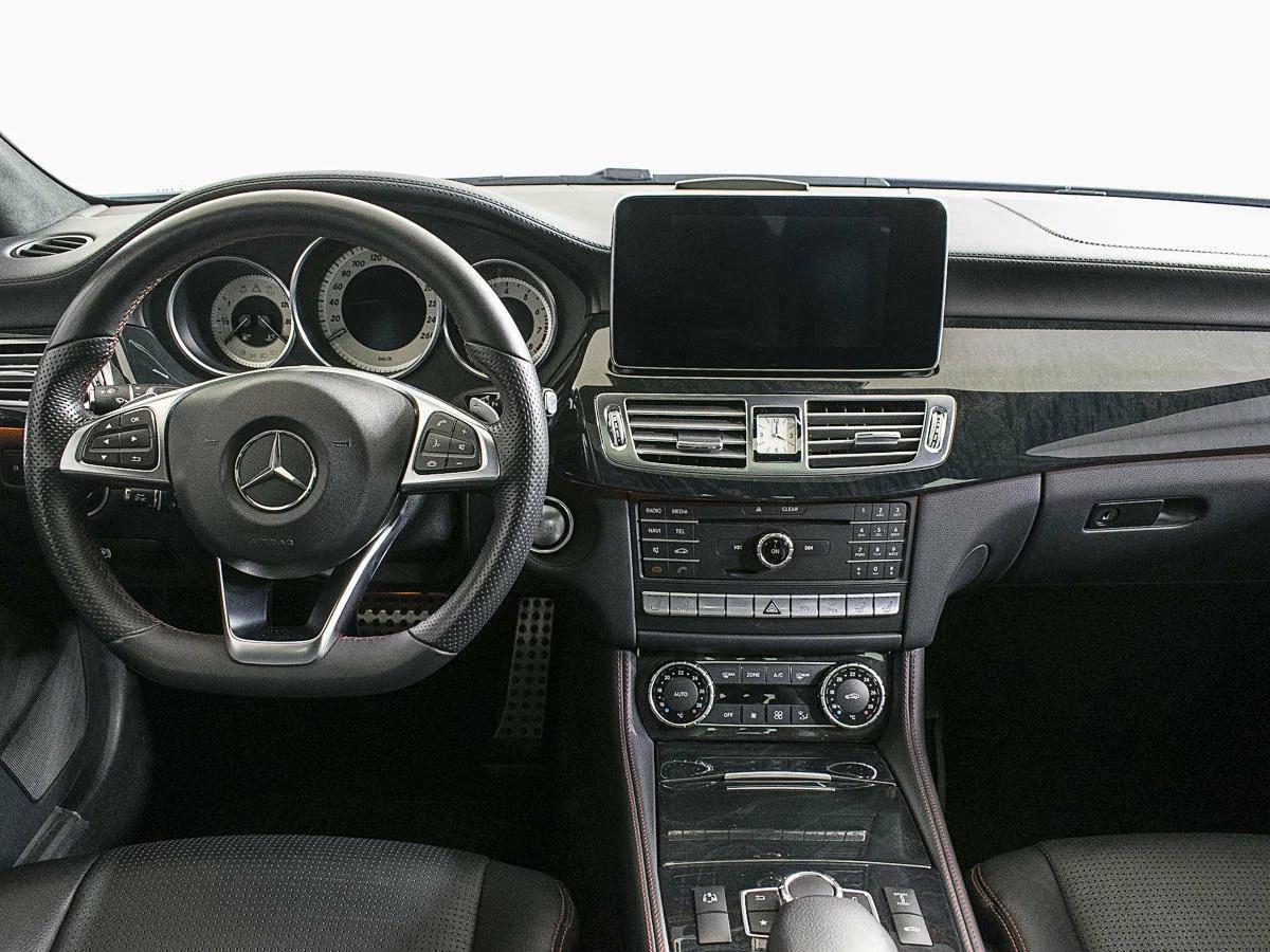 Mercedes-Benz CLS 2016, серый