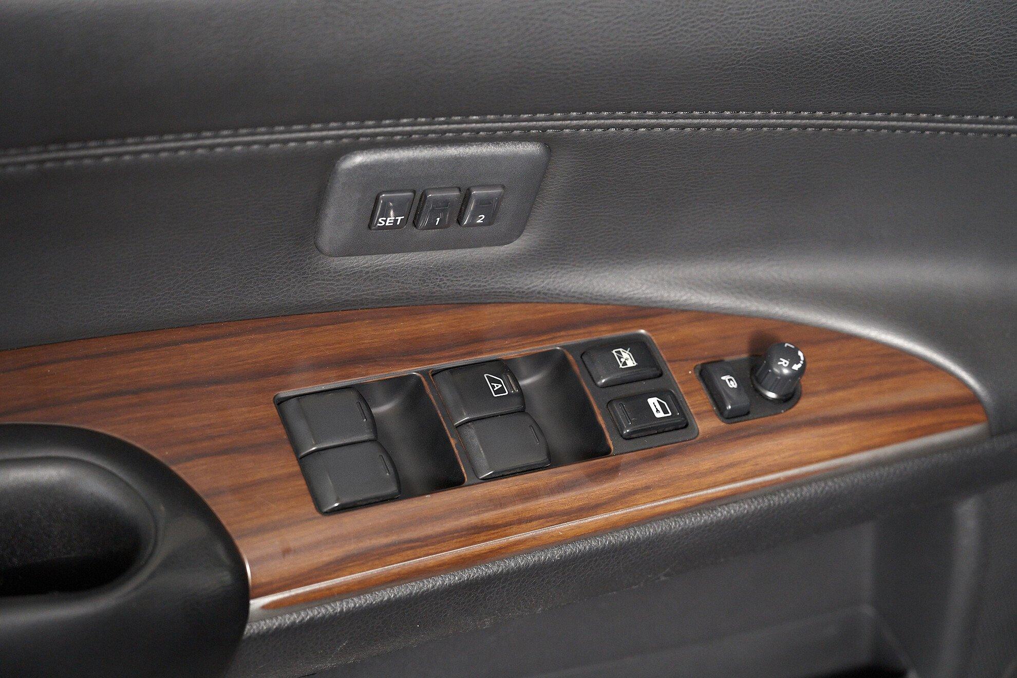 Nissan Teana 2010, черный