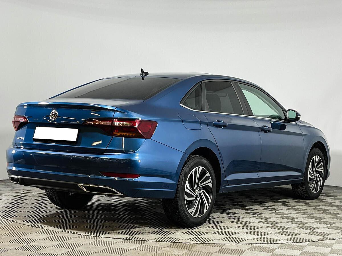 Volkswagen Jetta 2021, синий