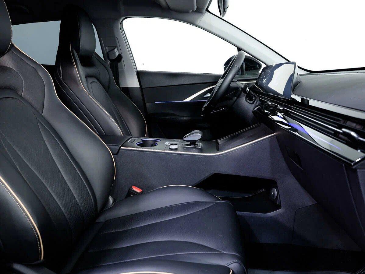 Omoda C5 2022, синий