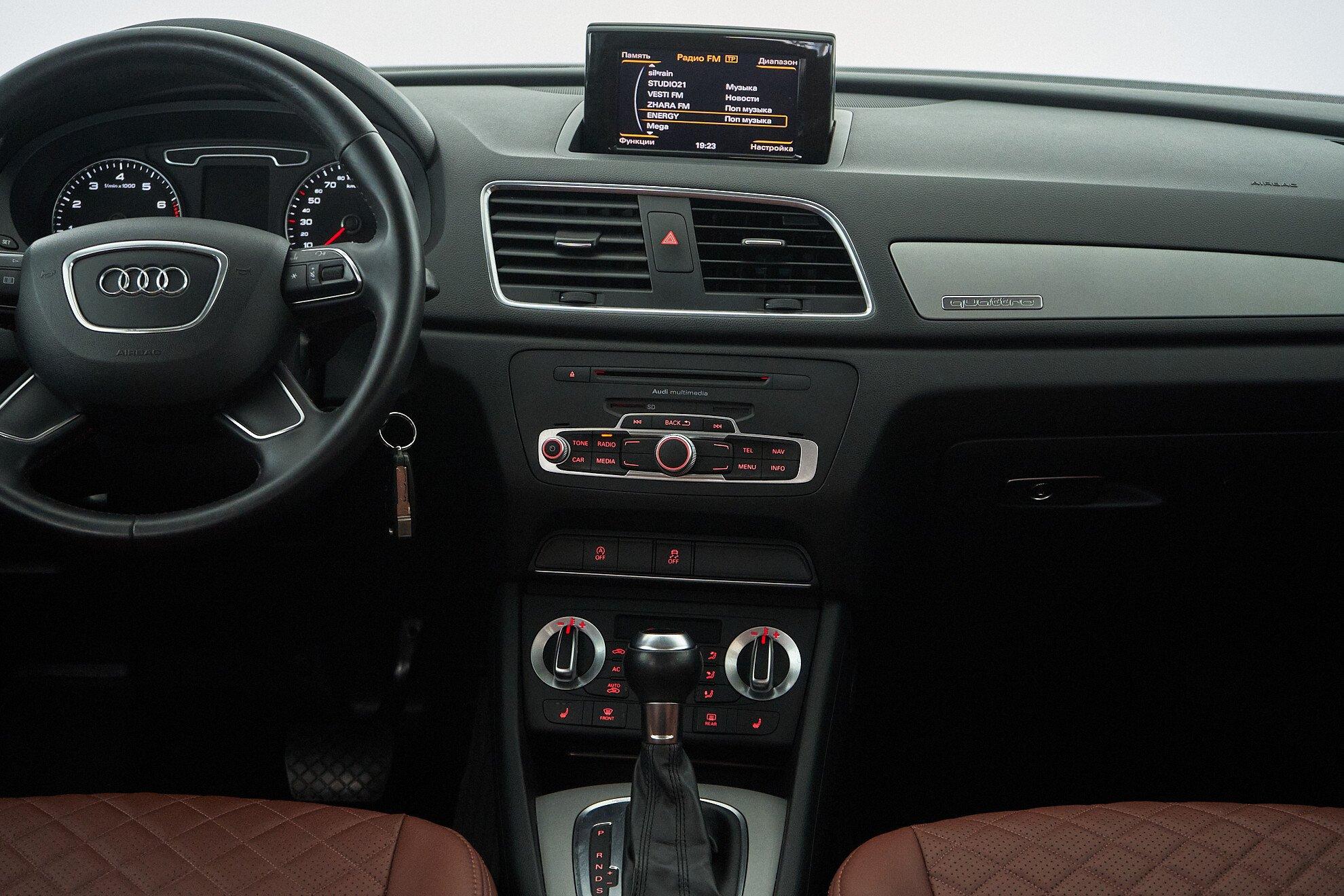 Audi Q3 2014, белый