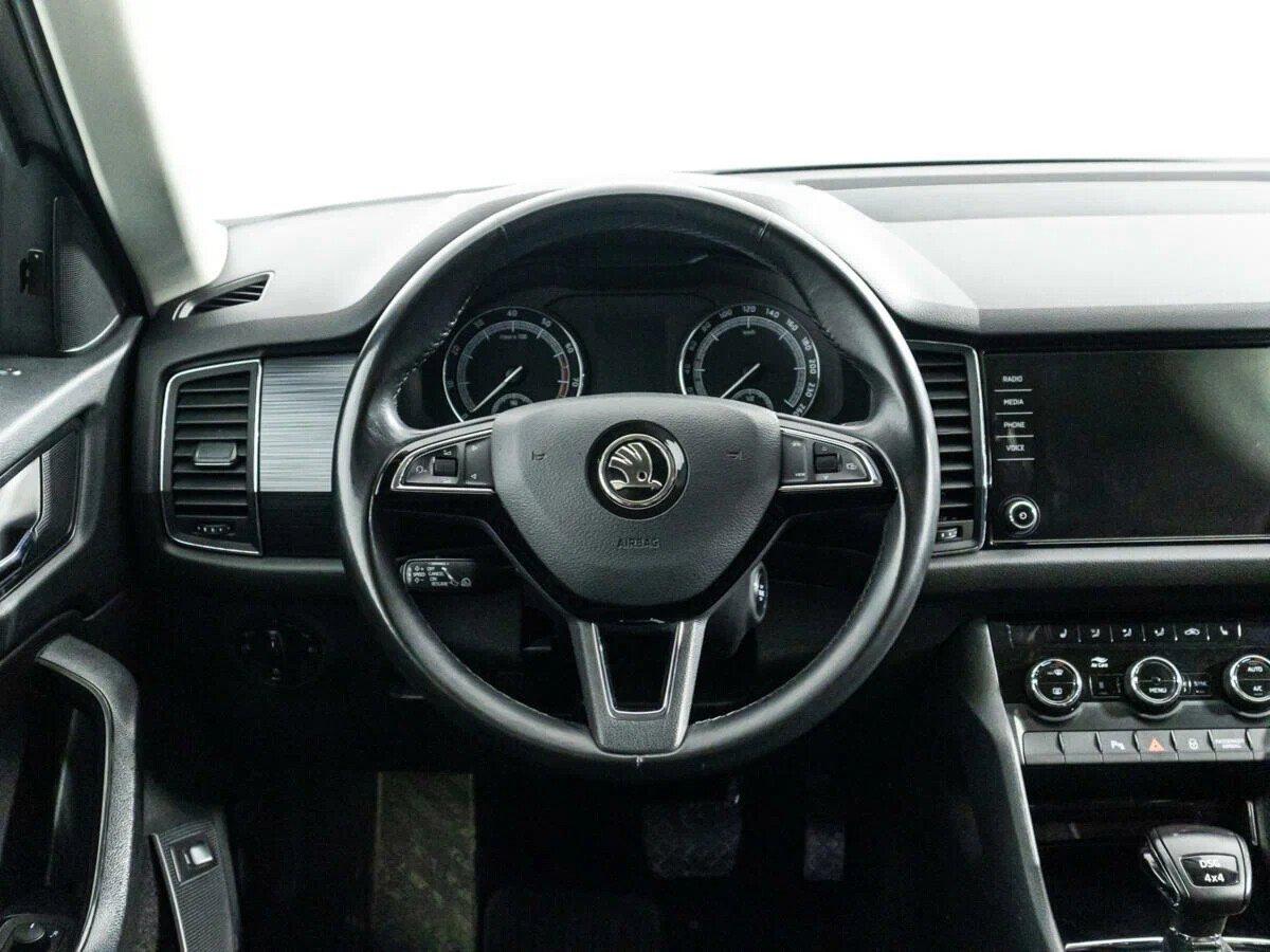 Skoda Kodiaq 2020, бежевый