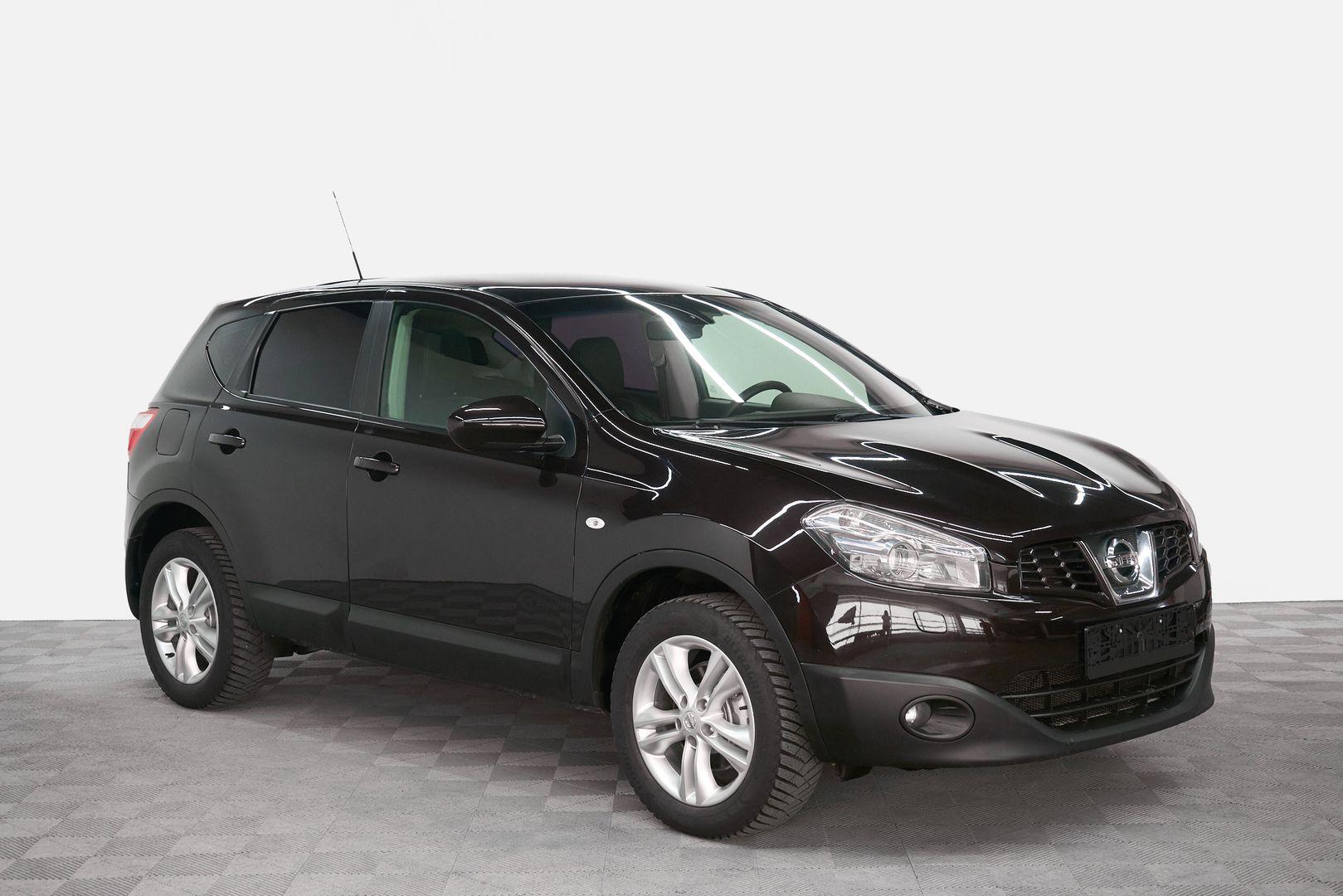 Nissan Qashqai 2011, фиолетовый