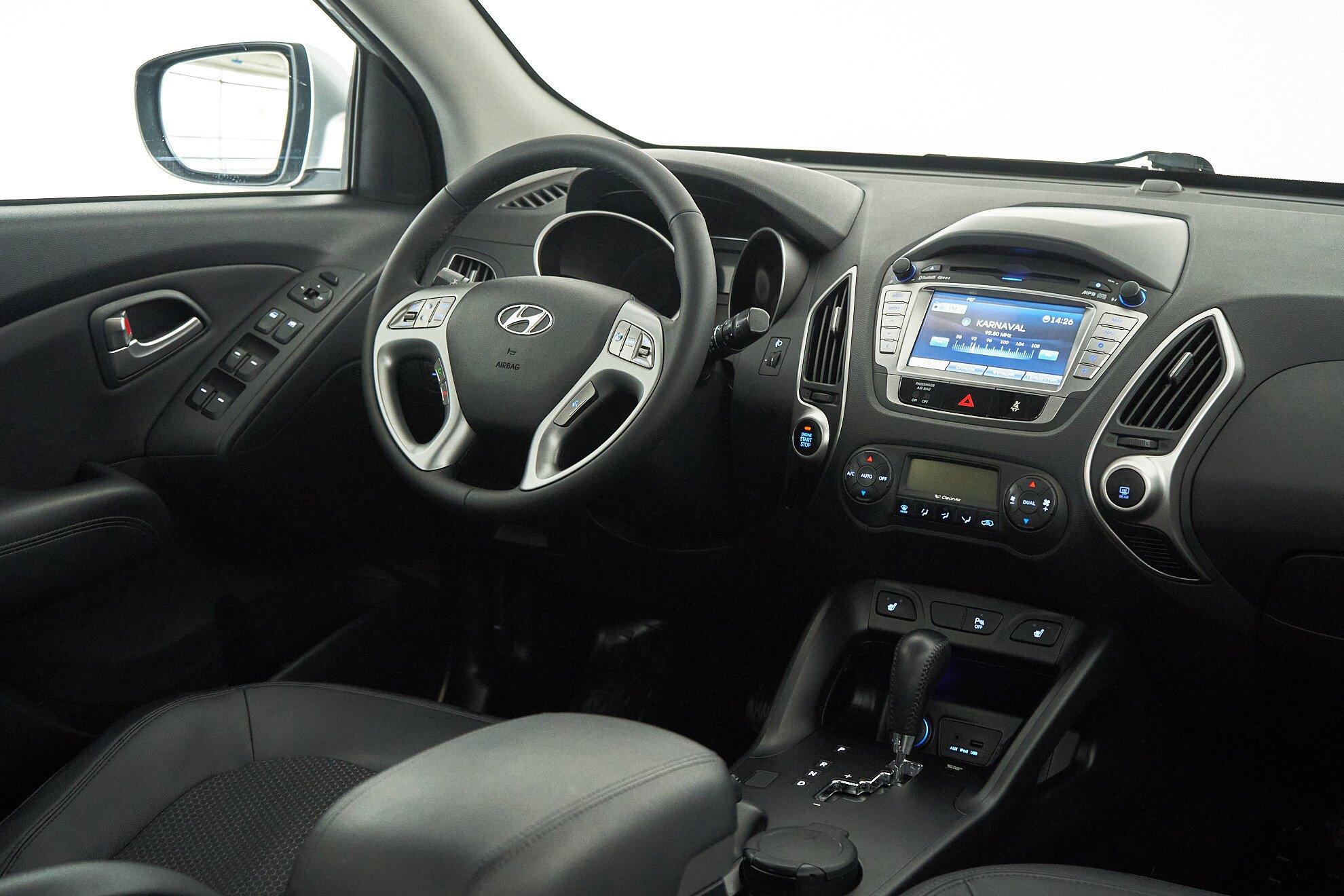 Hyundai ix35 2013, серебряный