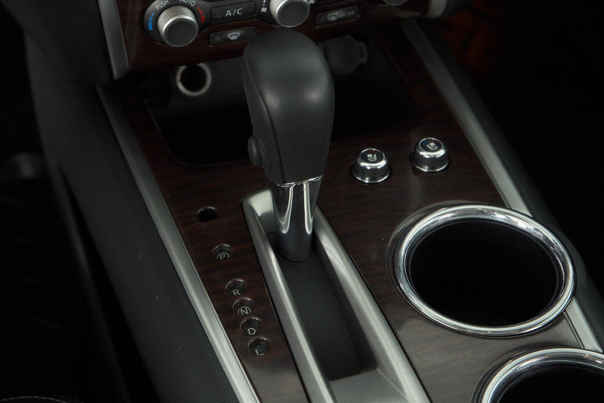 Nissan Pathfinder 2014, серый