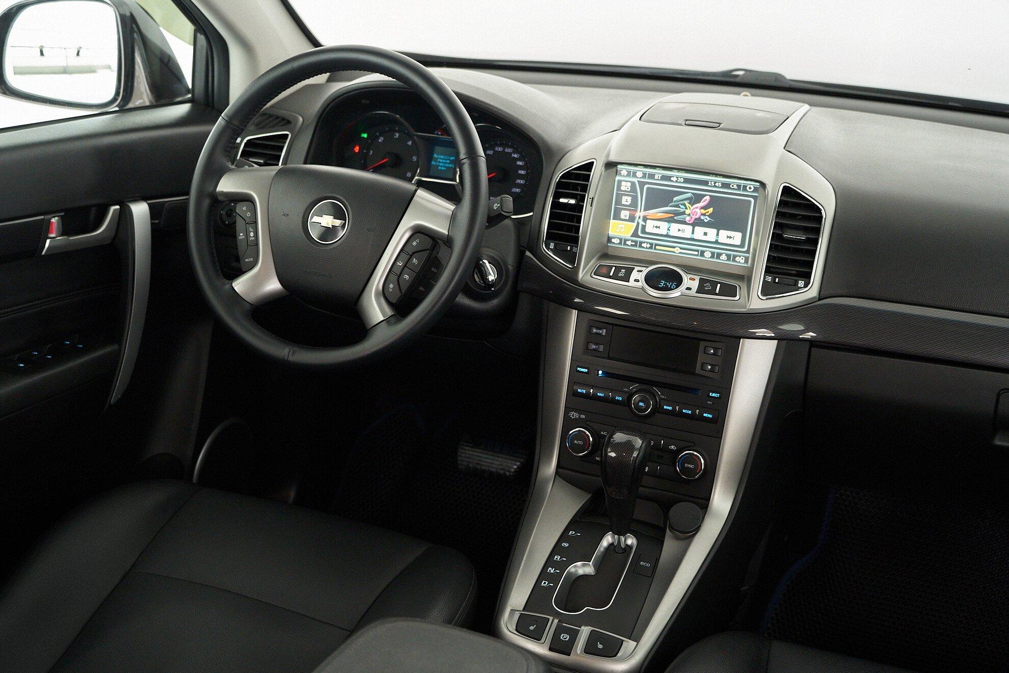 Chevrolet Captiva 2015, коричневый