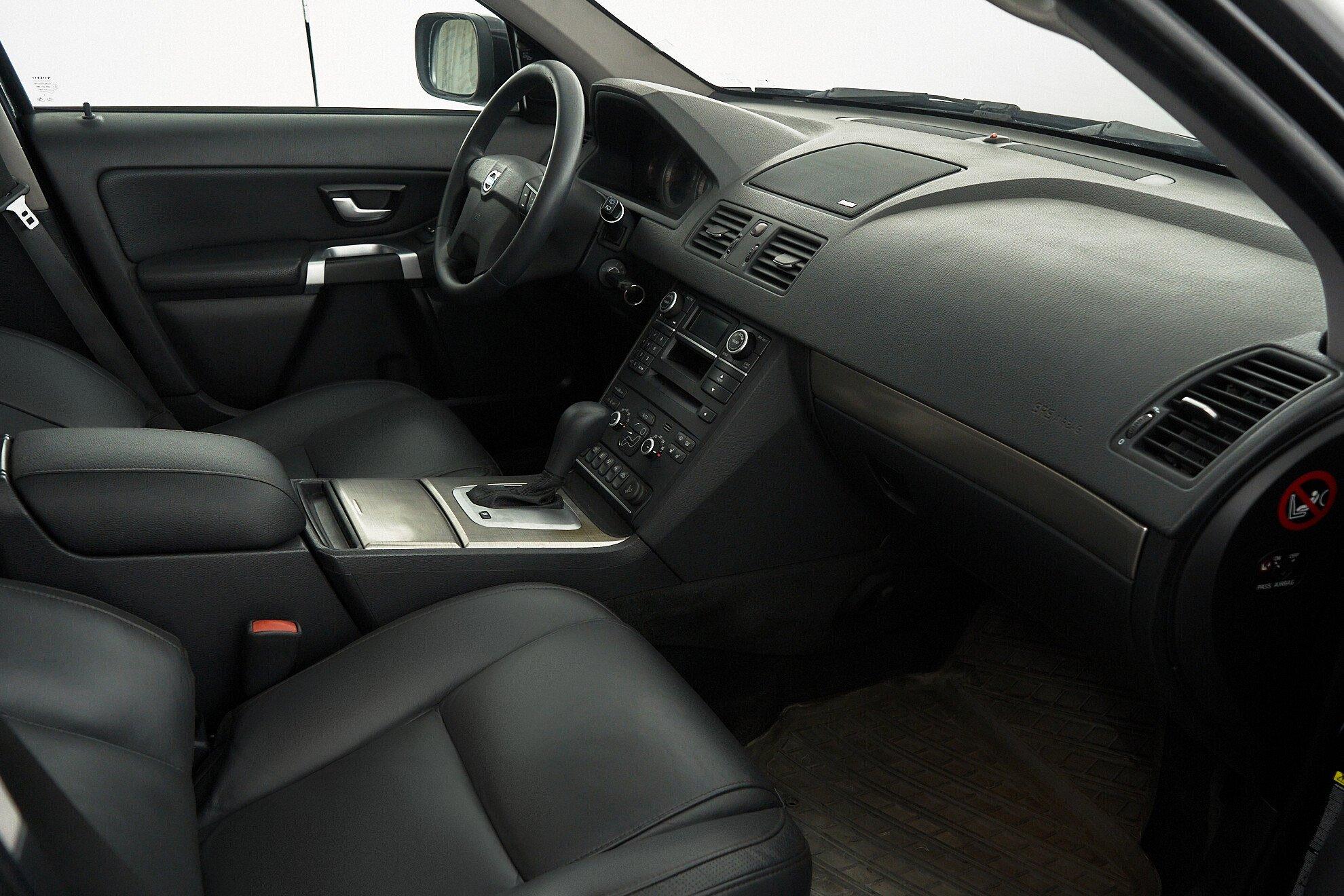 Volvo XC90 2011, черный