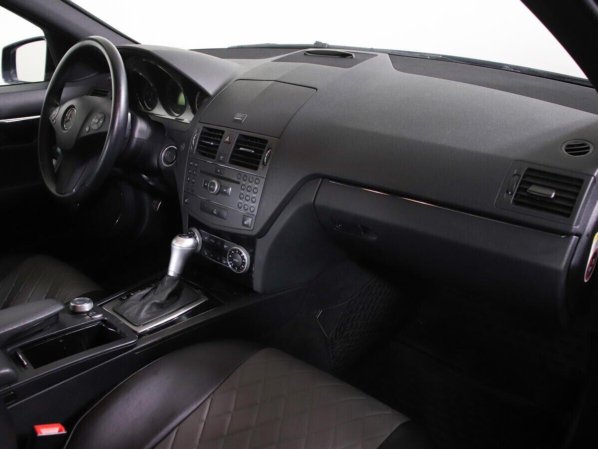 Mercedes-Benz C-Класс 2011, черный