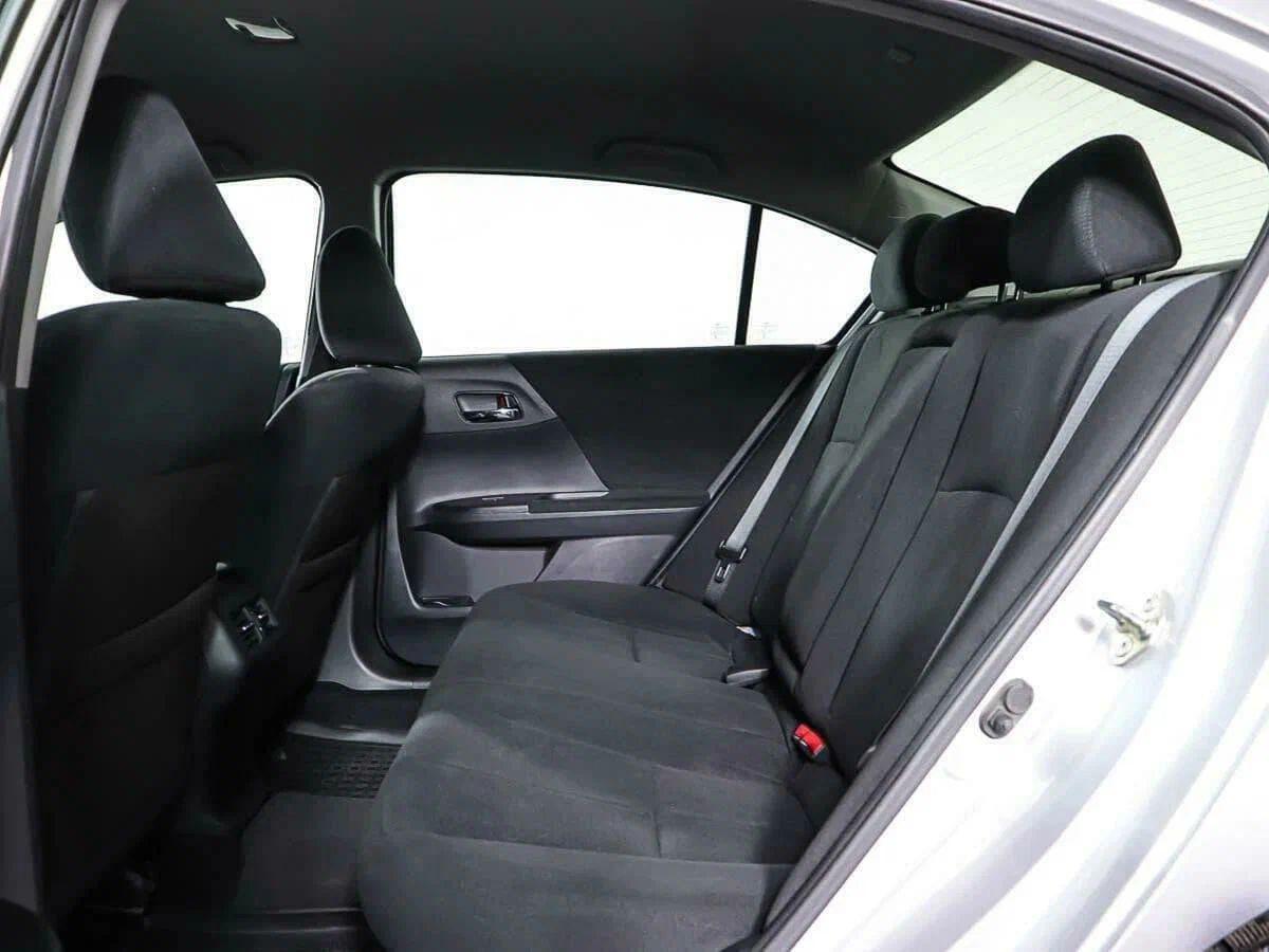 Honda Accord 2014, серебряный