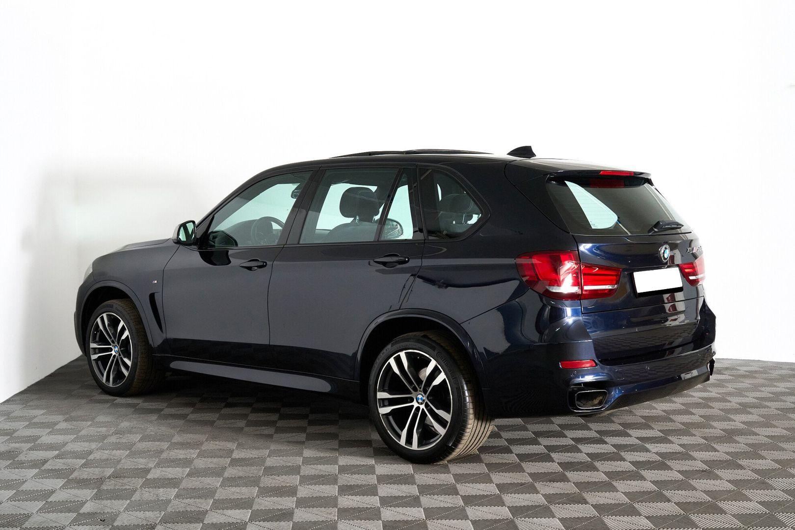 BMW X5 2018, черный