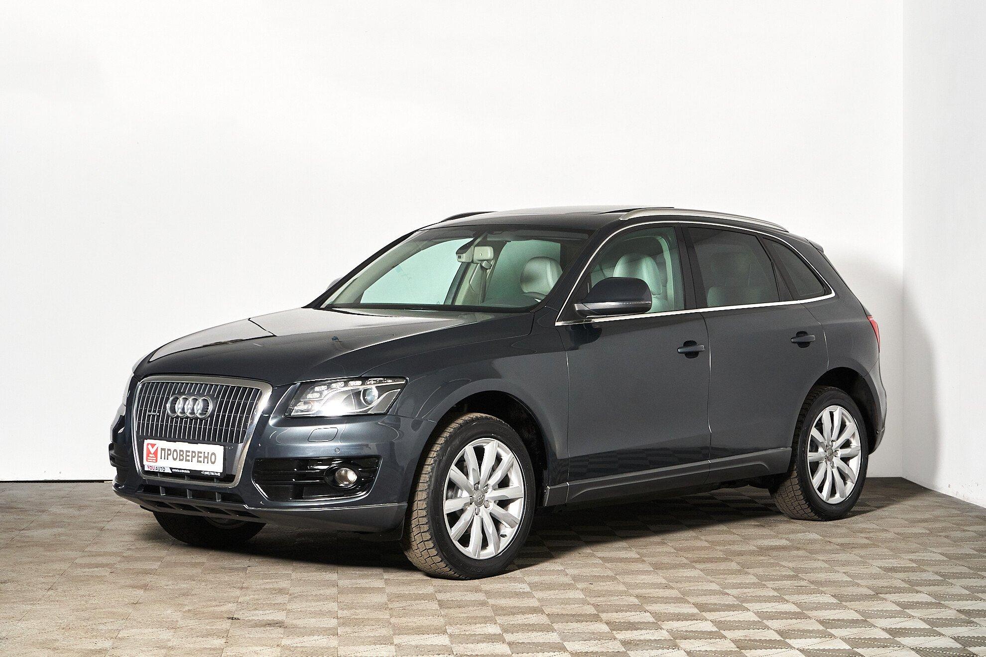 Audi Q5 2011, серый
