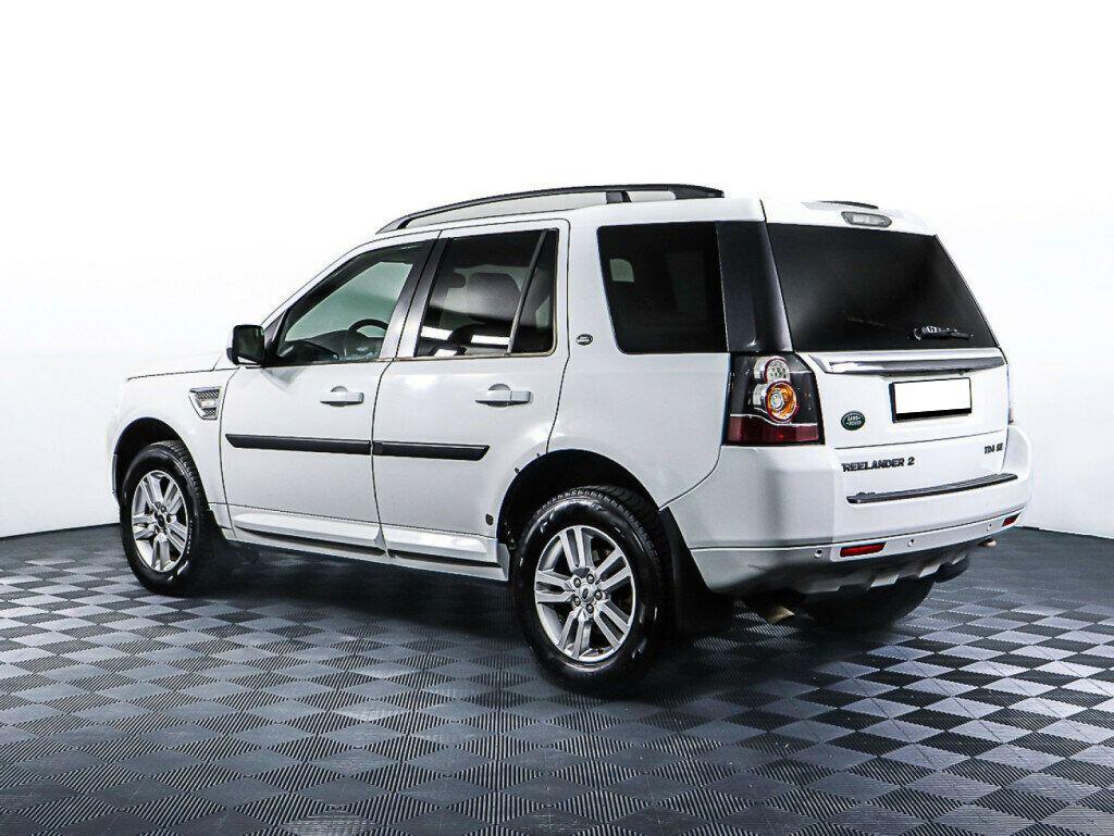 Land Rover Freelander 2014, белый