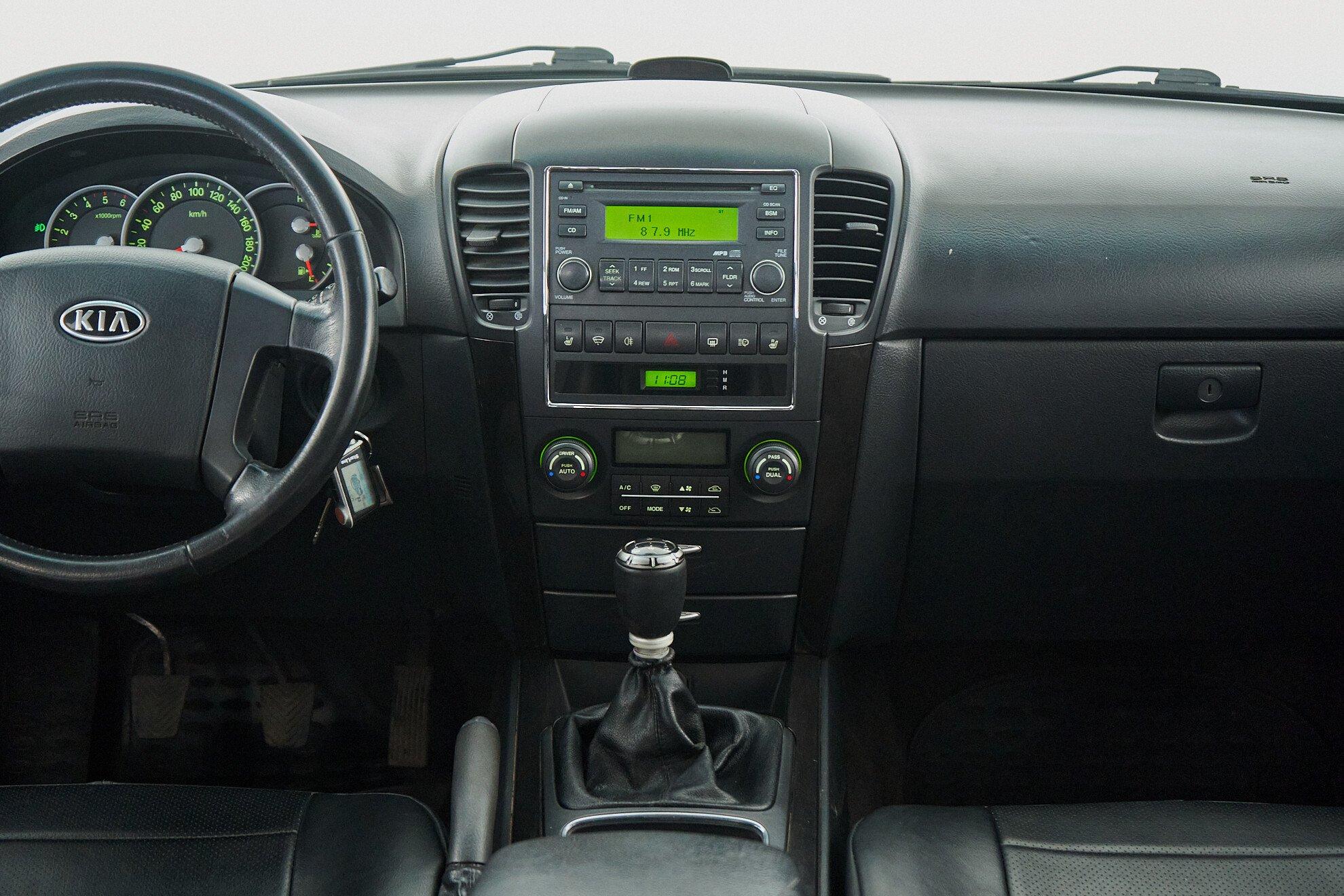 Kia Sorento 2008, серебряный