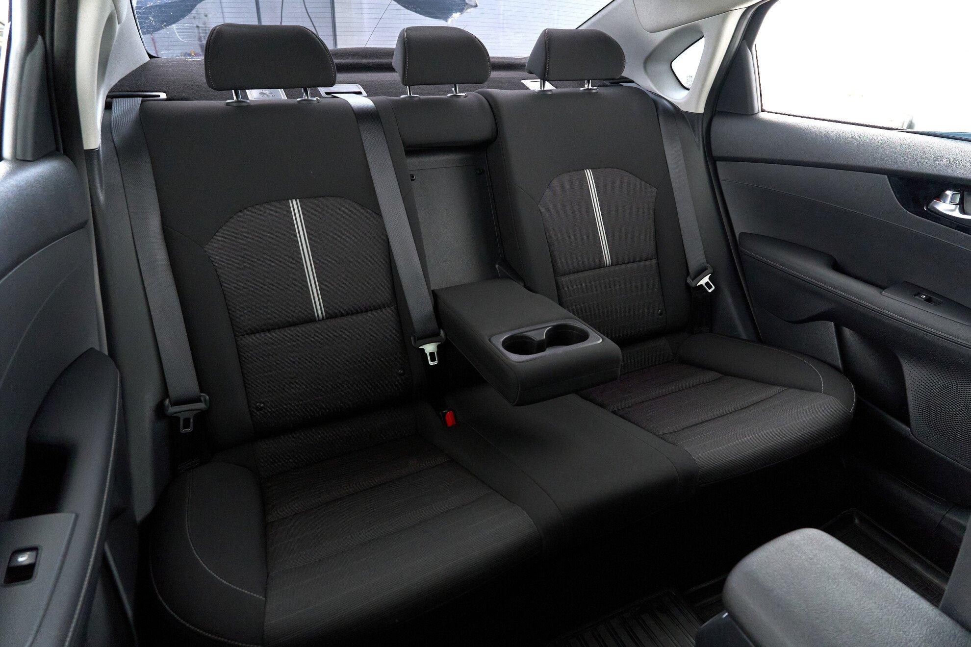 Kia Cerato 2018, серый