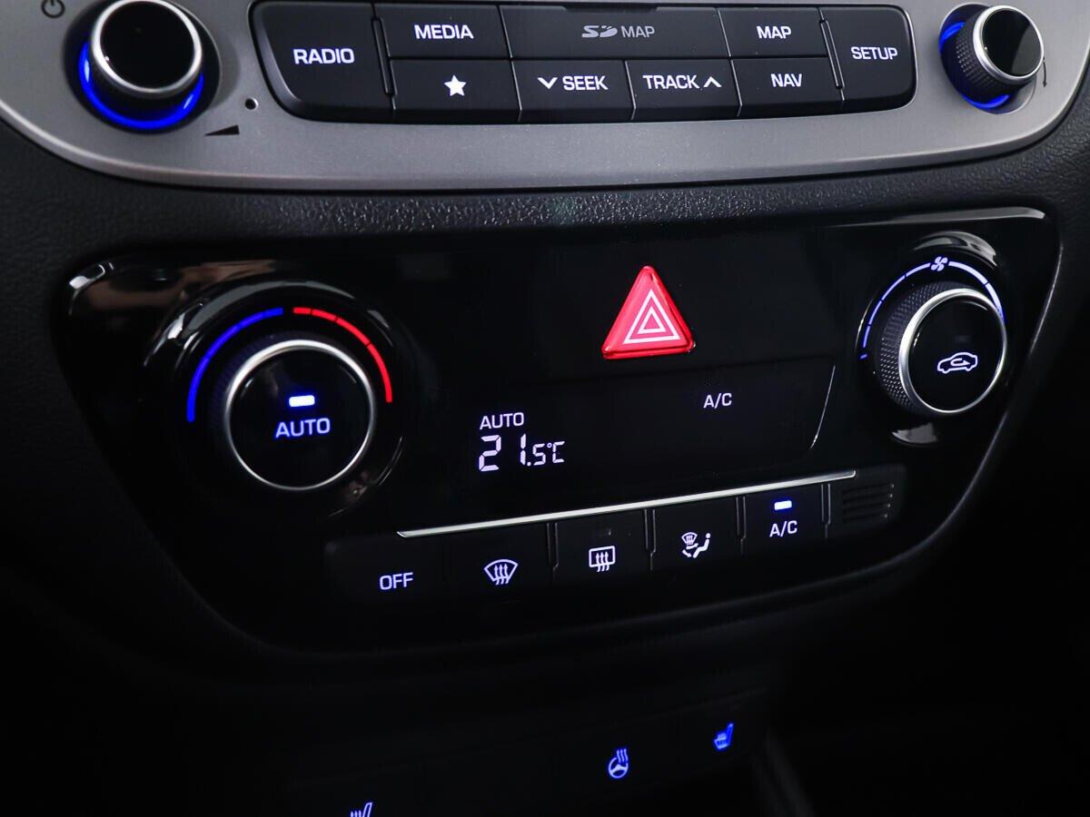Hyundai Solaris 2019, серый