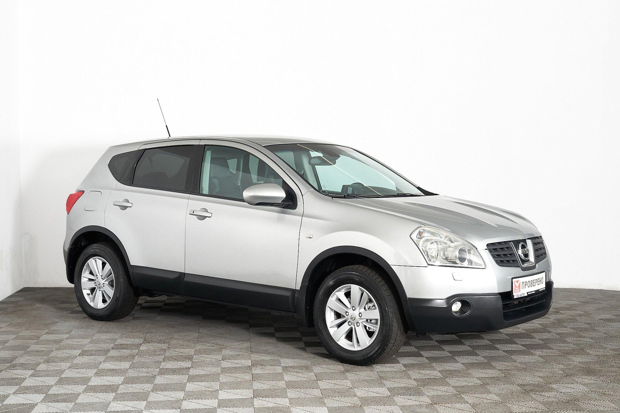 Nissan Qashqai 2009, серебряный