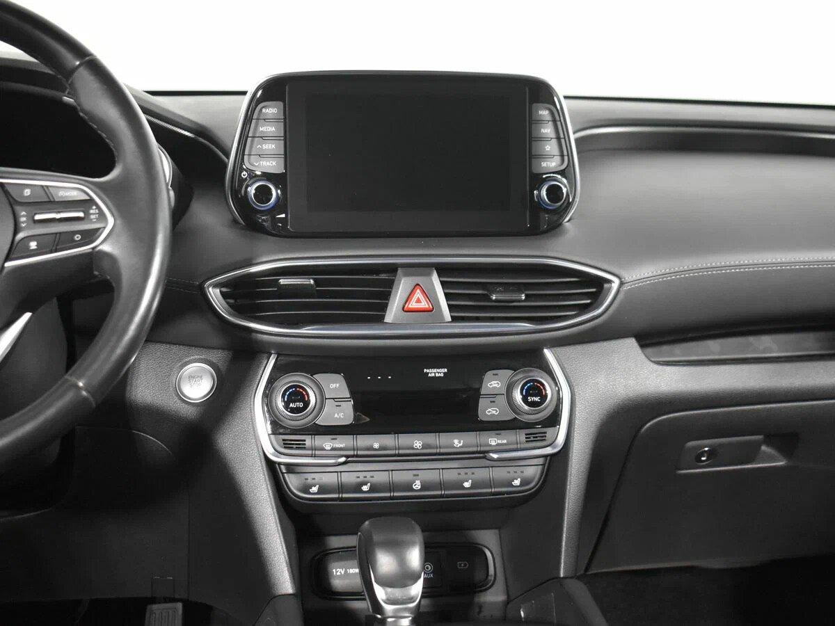Hyundai Santa Fe 2021, серый