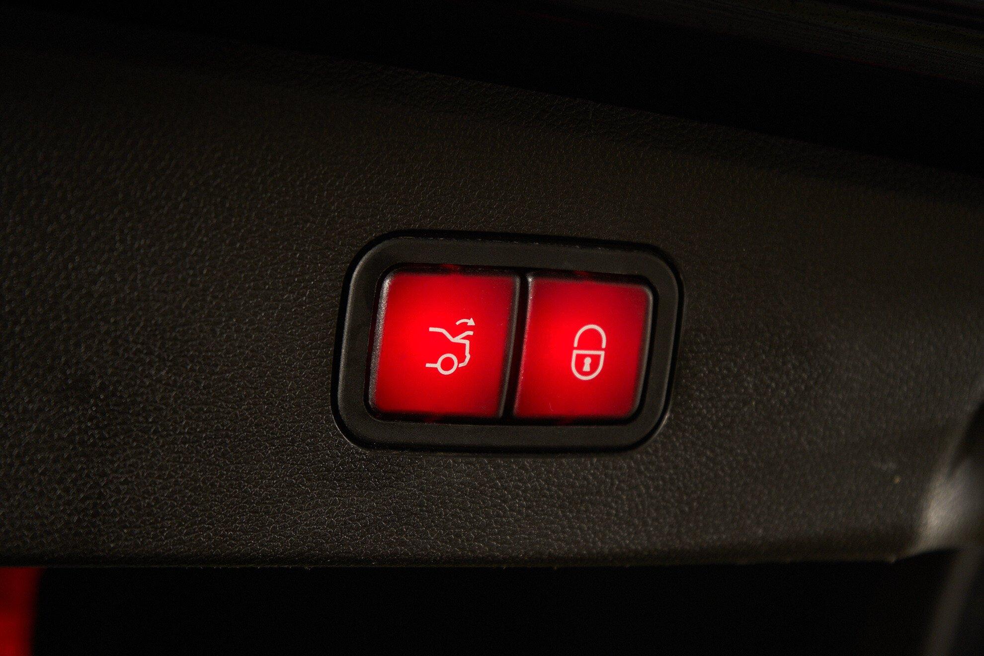 Mercedes-Benz E-Класс 2014, синий