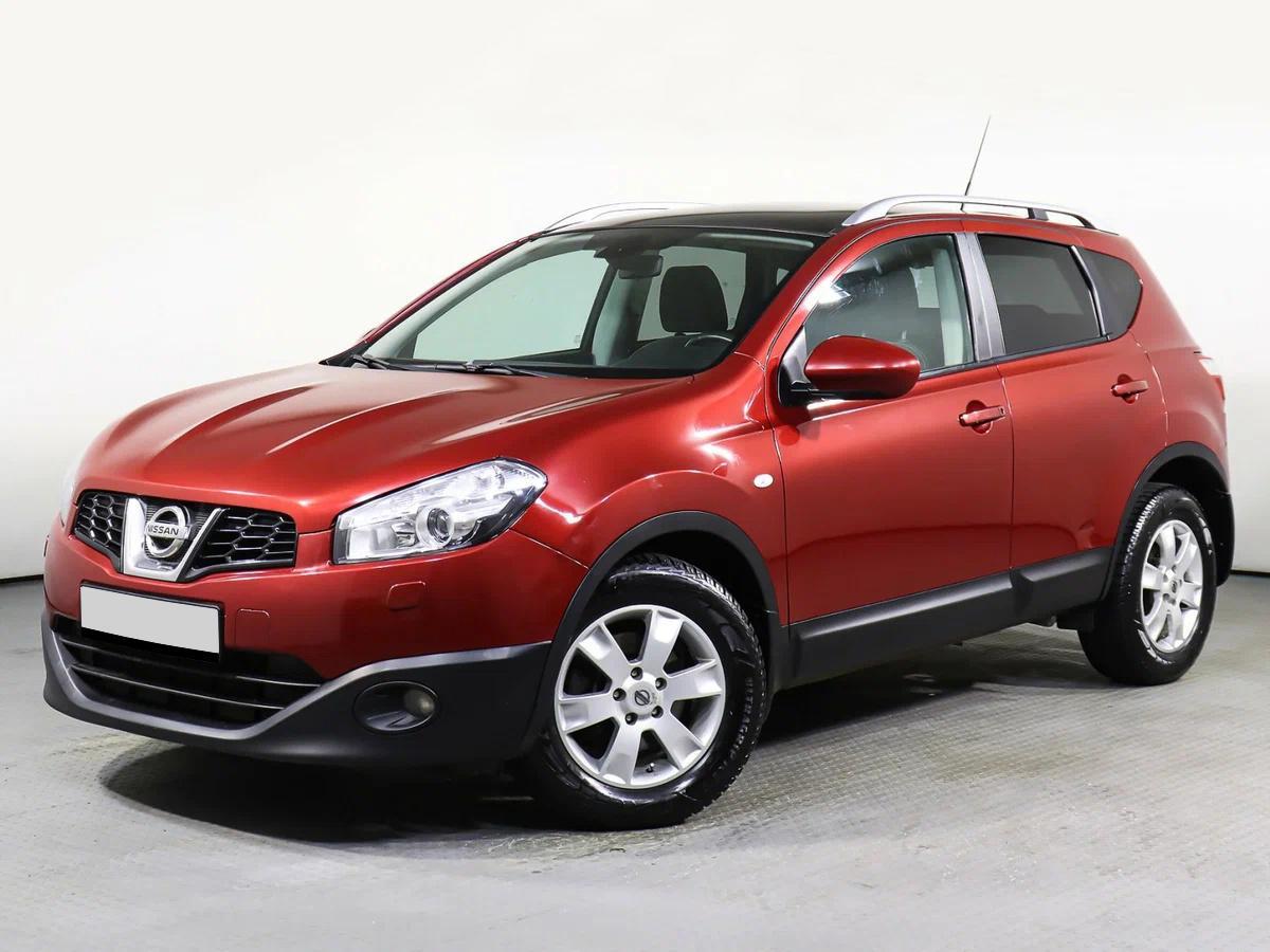 Nissan Qashqai 2013, красный
