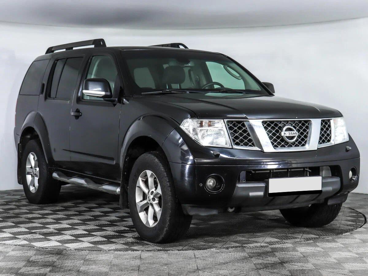 Nissan Pathfinder 2008, черный