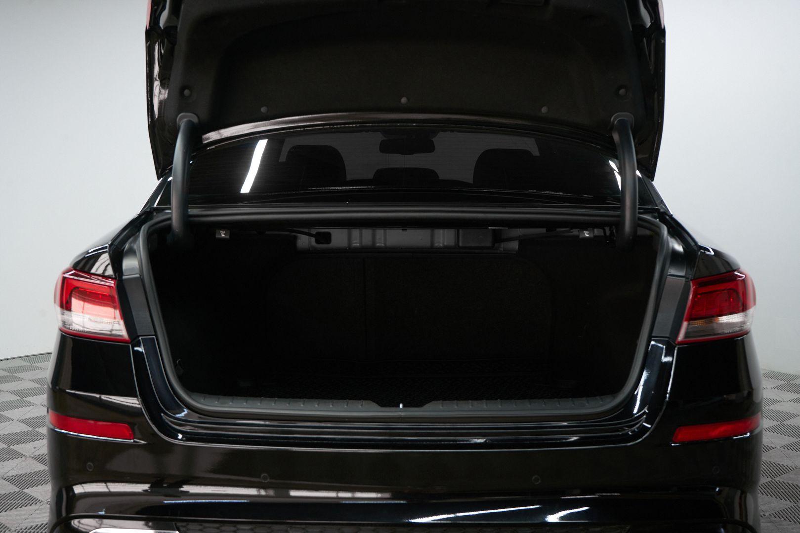 Kia Optima 2018, черный