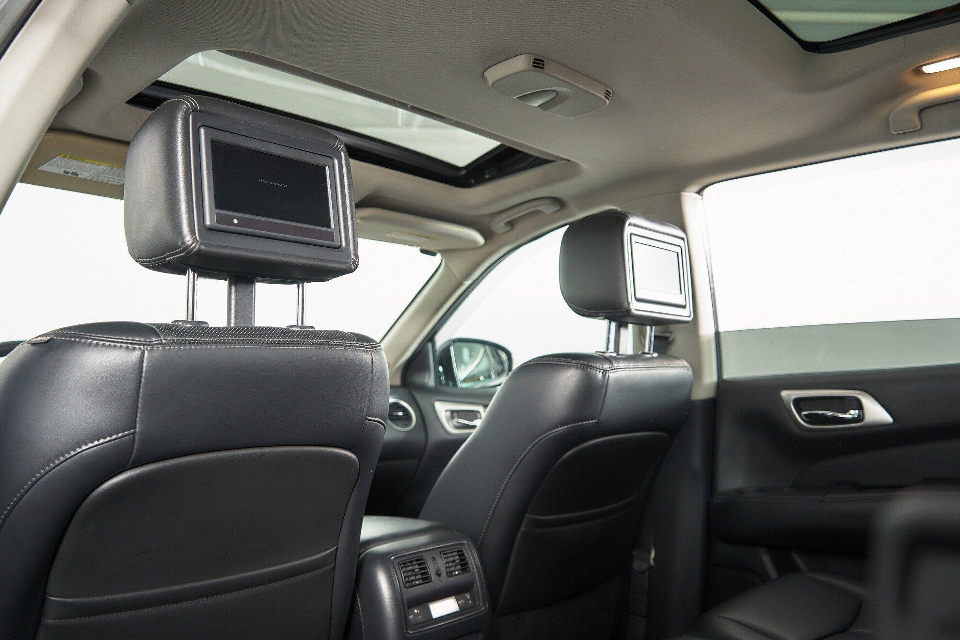 Nissan Pathfinder 2014, серый