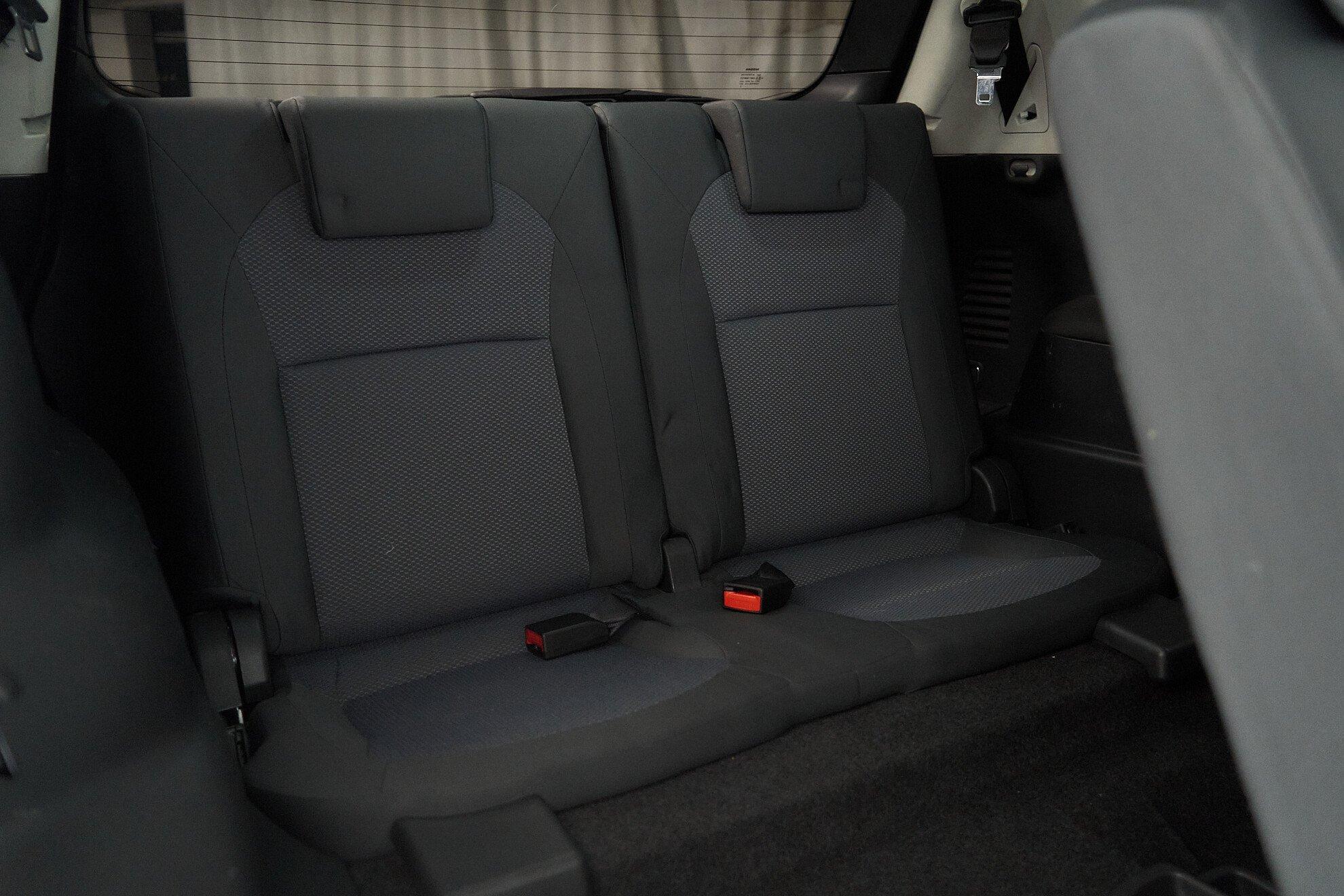 Nissan Qashqai+2 2012, серый