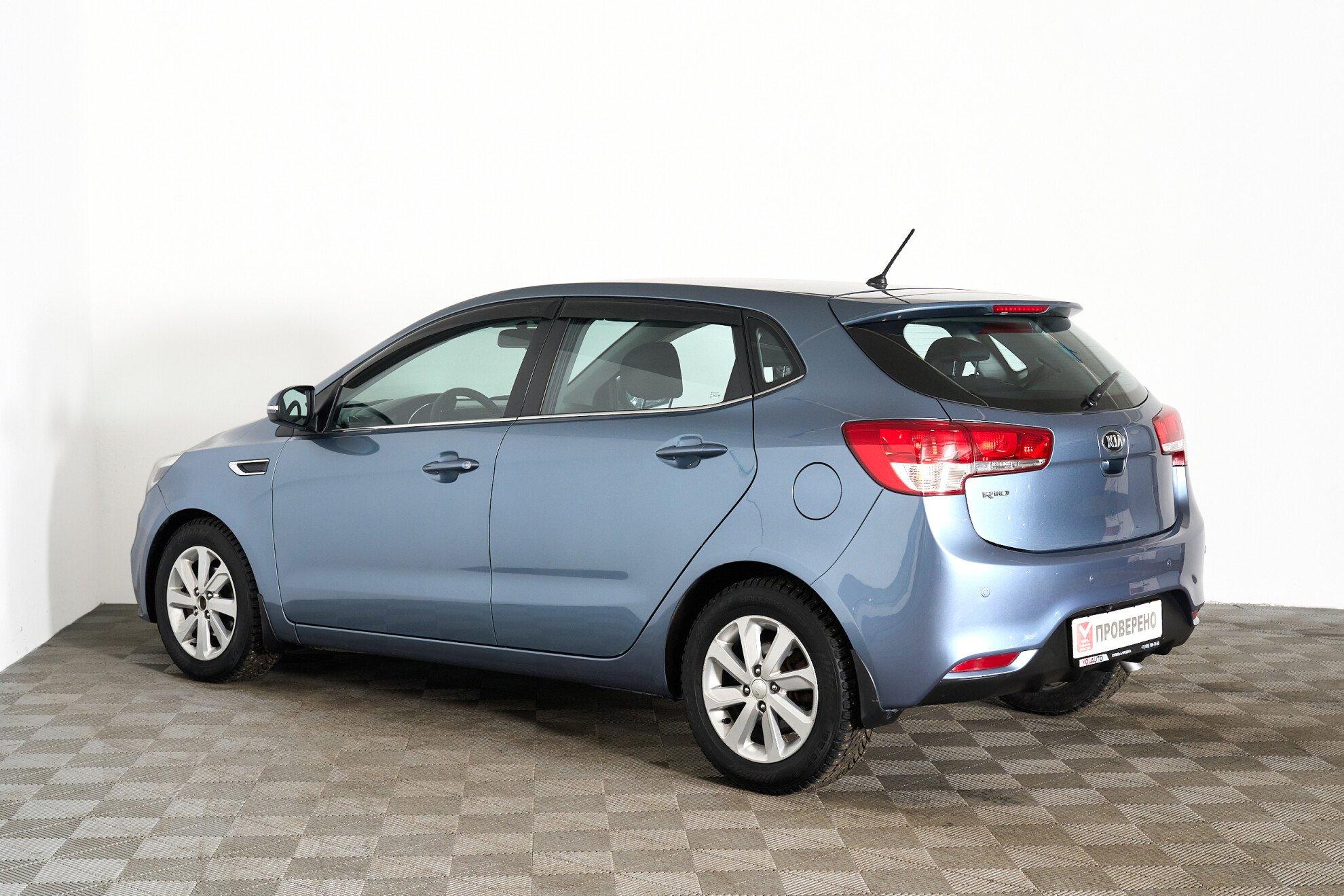 Kia Rio 2015, голубой
