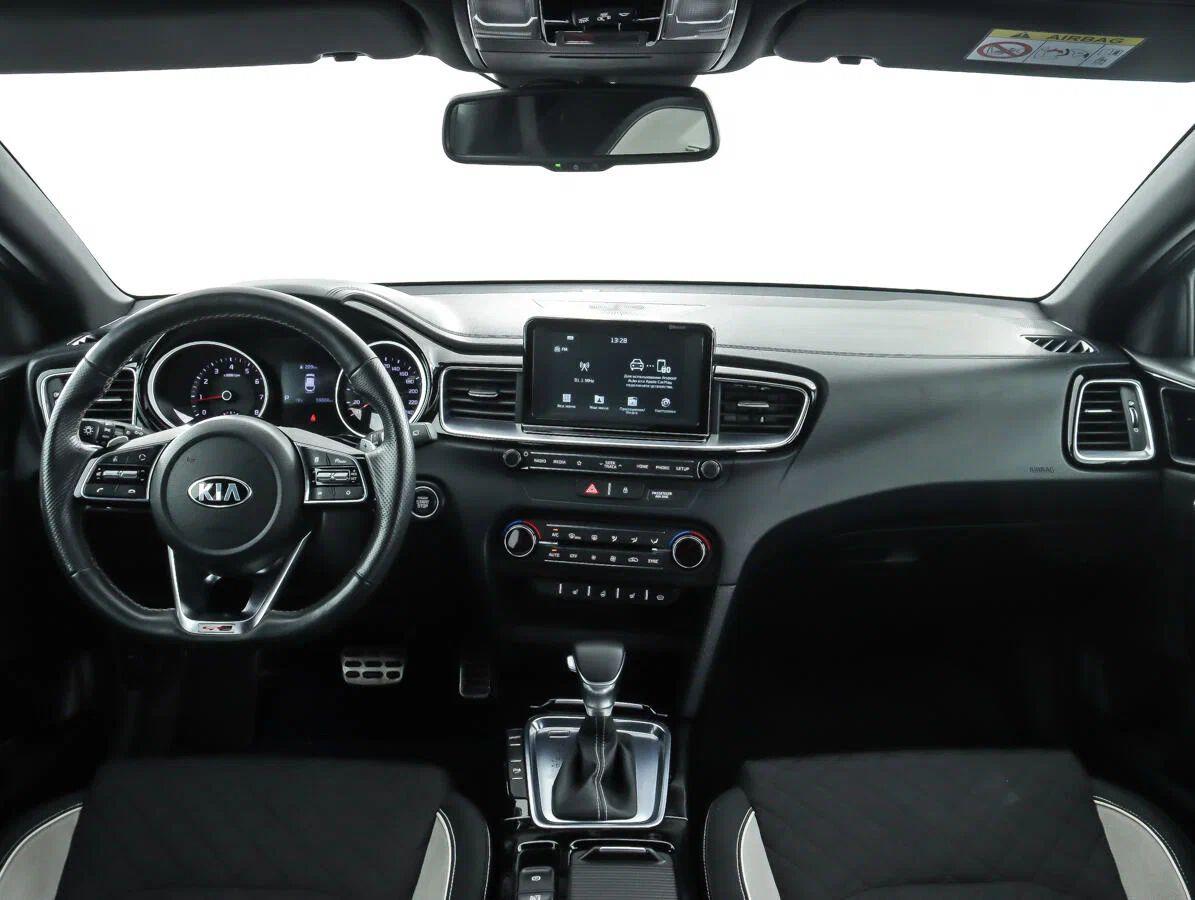 Kia Proceed 2019, красный