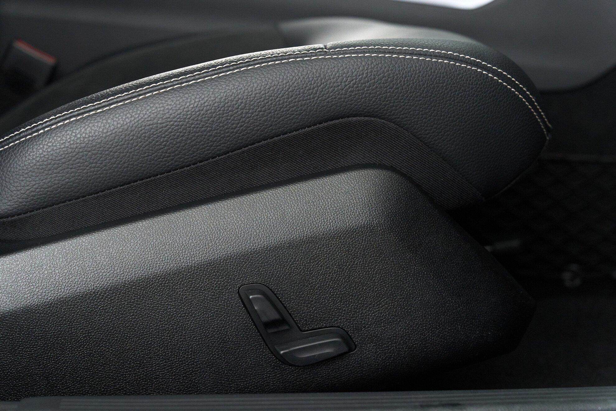 Mercedes-Benz E-Класс 2015, черный