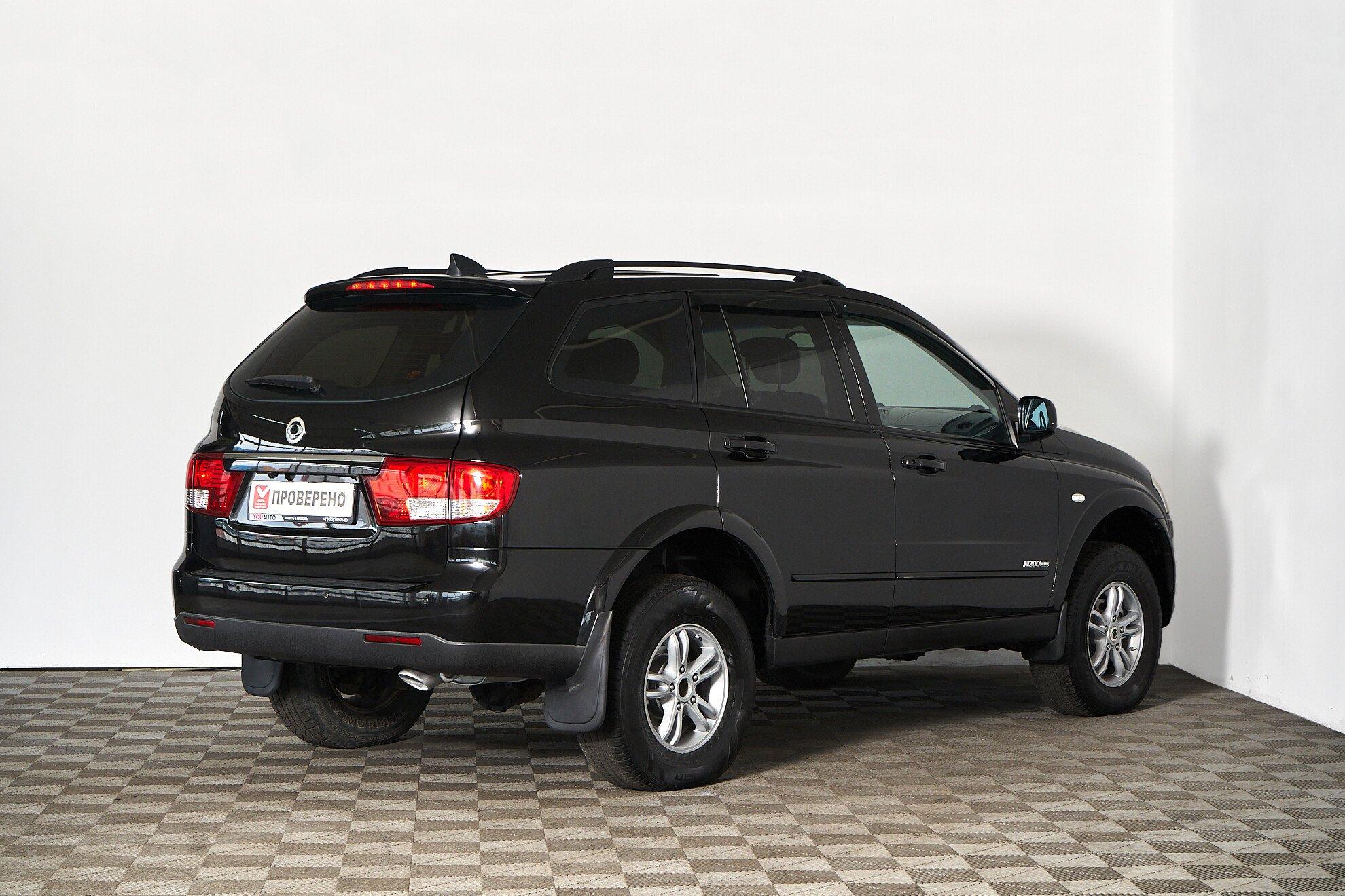 SsangYong Kyron 2012, черный