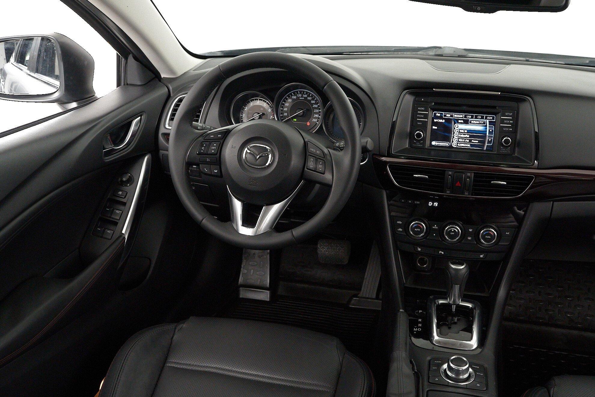Mazda 6 2013, серебряный