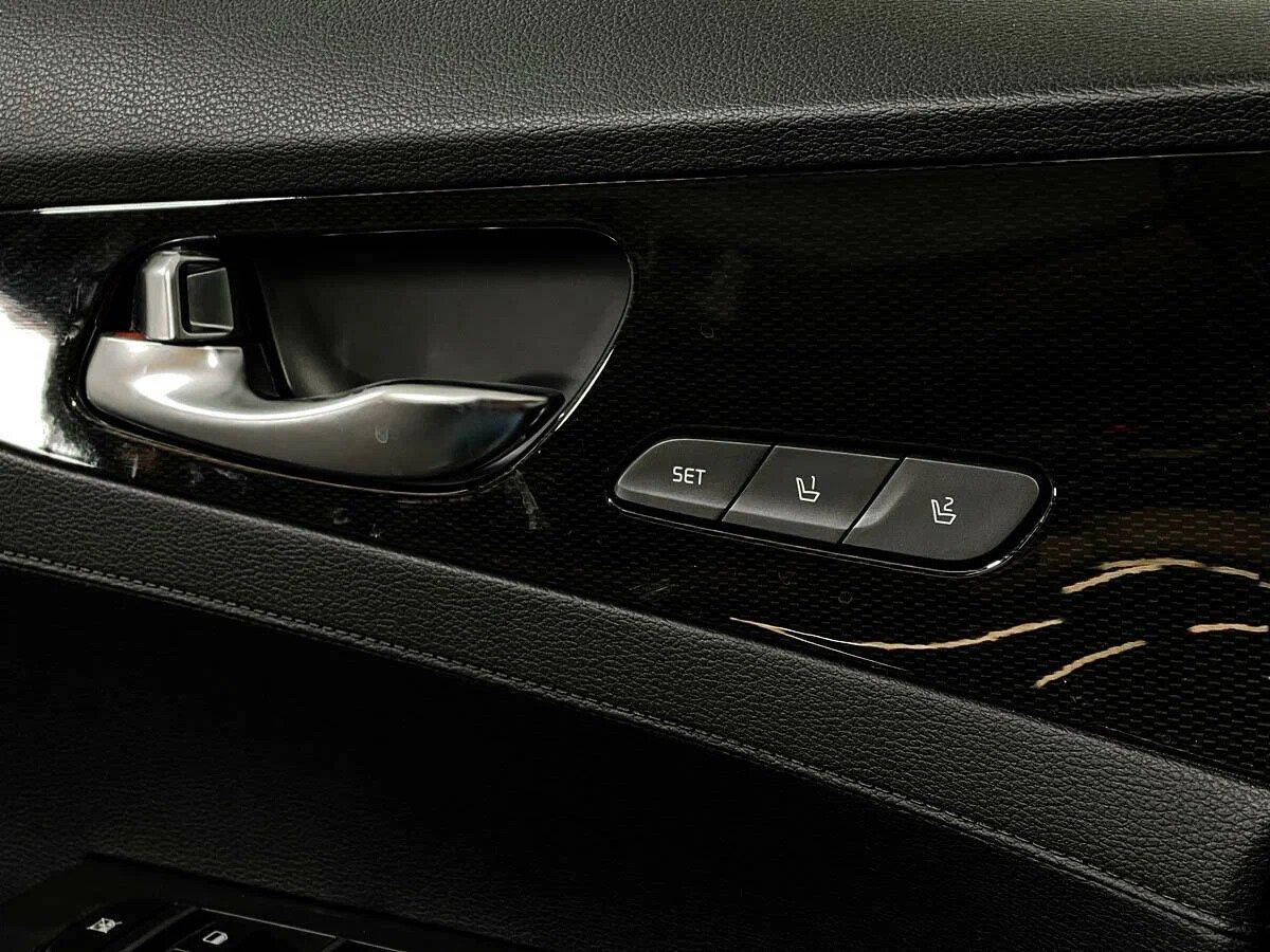 Kia Cerato 2020, серый