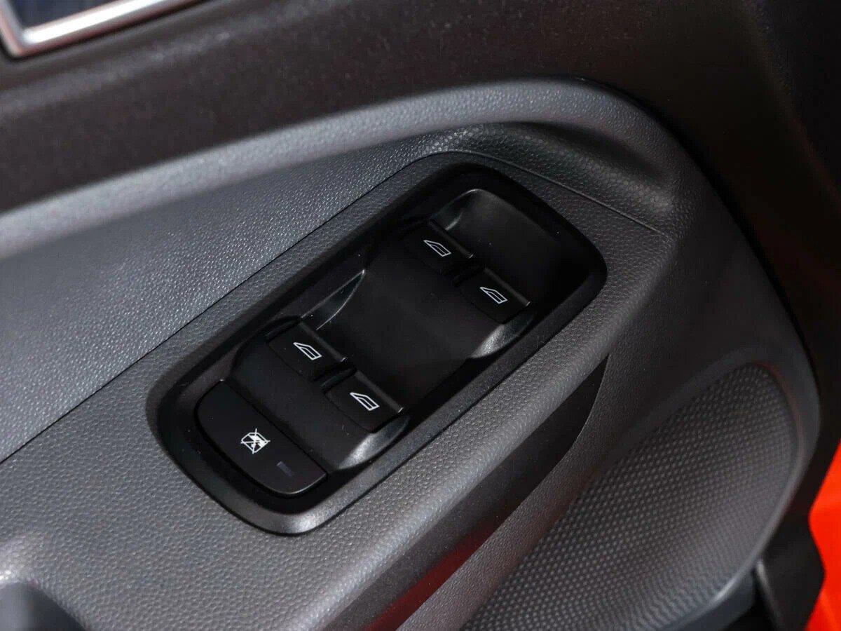 Ford EcoSport 2018, красный