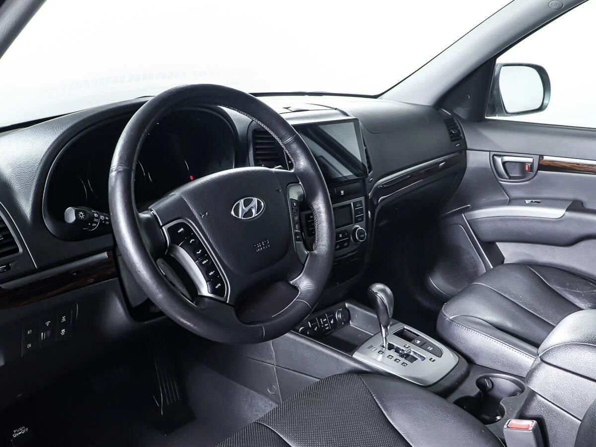 Hyundai Santa Fe 2012, серый