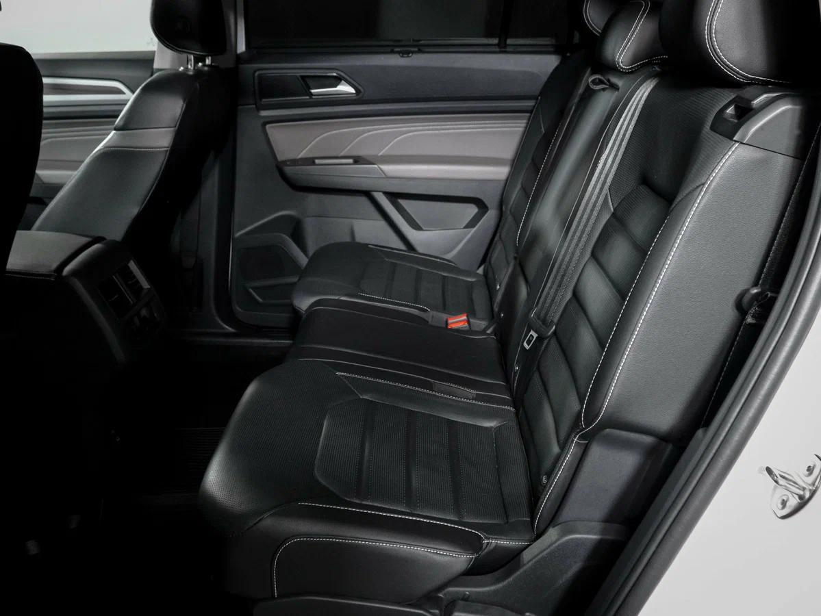 Volkswagen Teramont 2022, белый