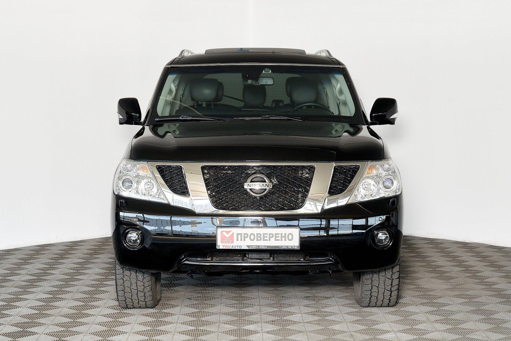 Nissan Patrol 2010, черный