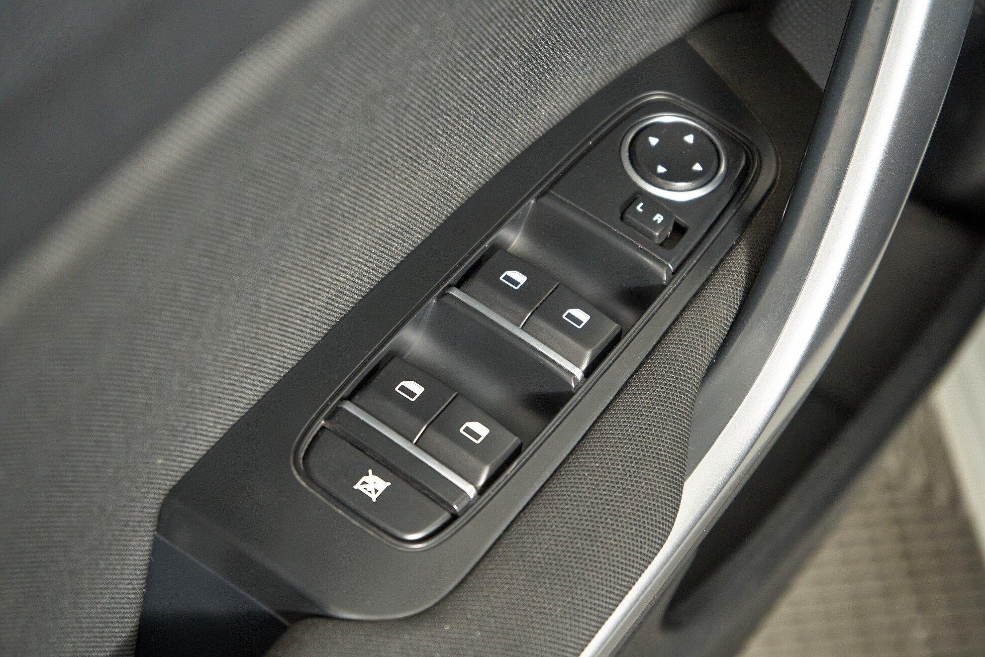 Kia Ceed 2018, белый