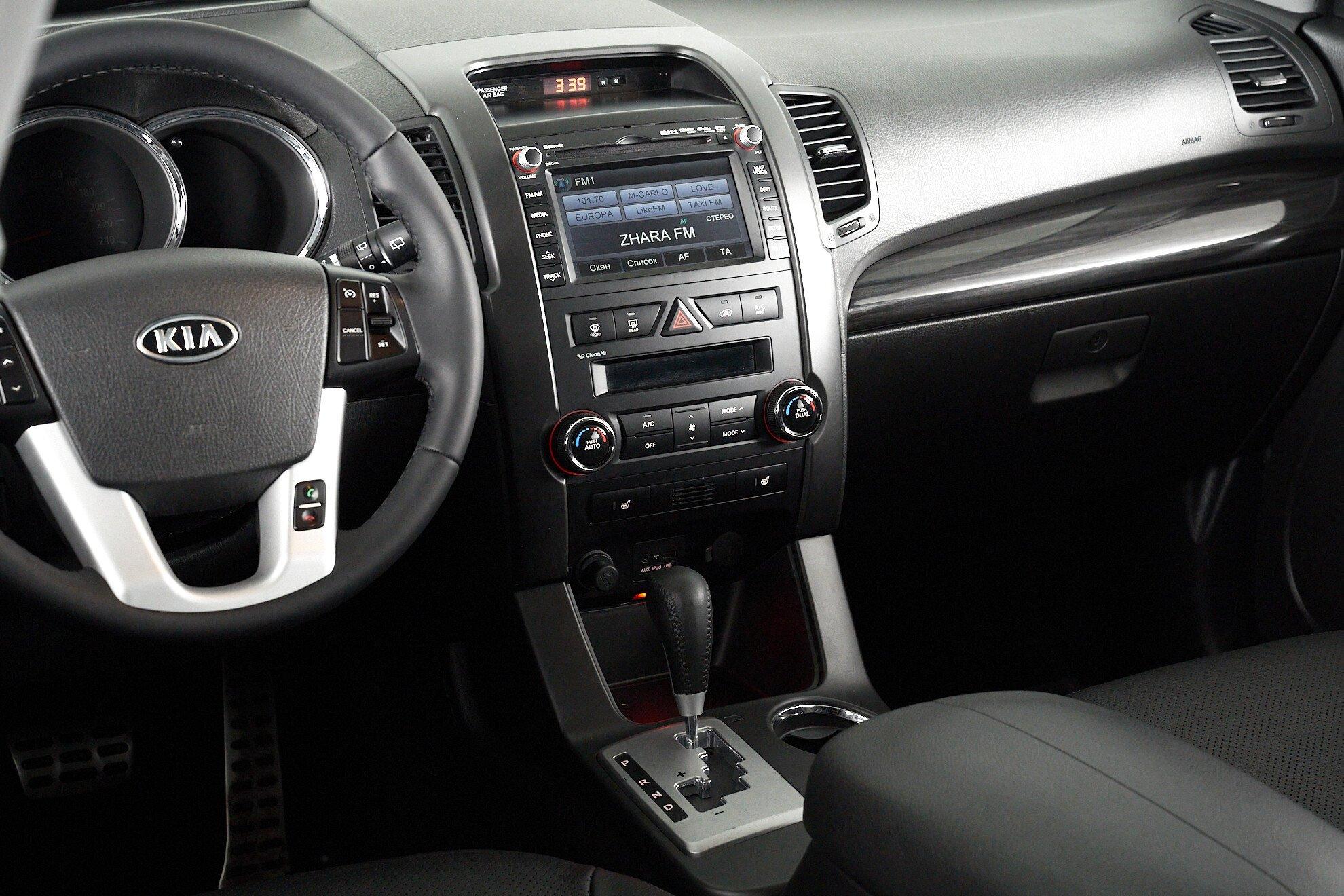 Kia Sorento 2011, коричневый