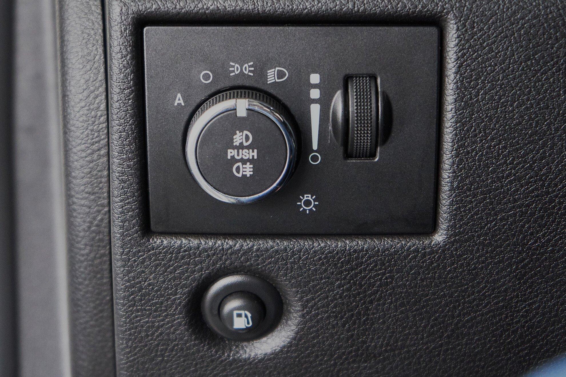 Jeep Grand Cherokee 2012, белый