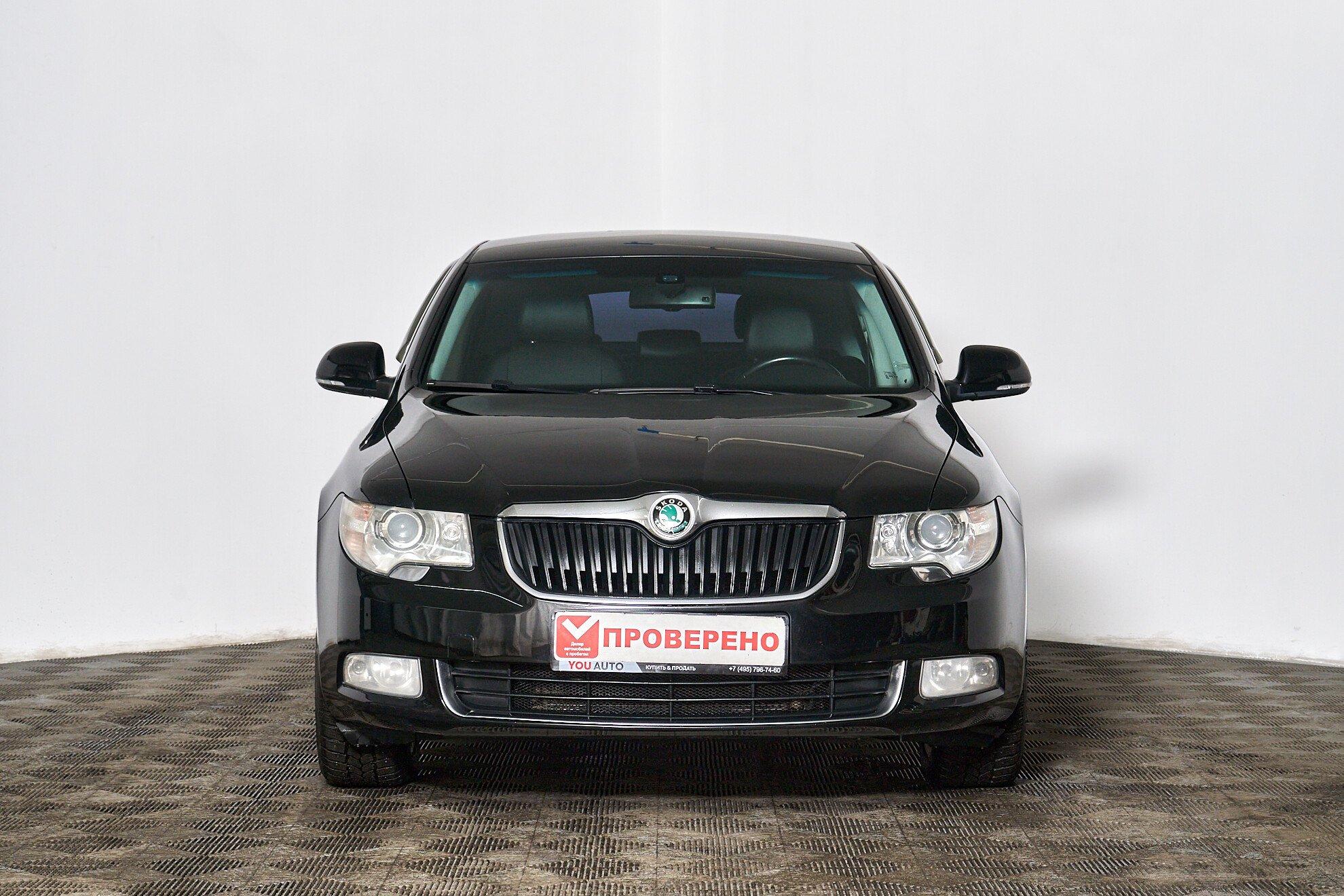 Skoda Superb 2009, черный